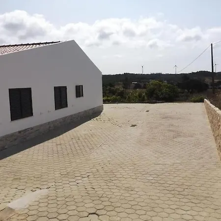 Casa Manuel J. J. M -alfambras, - Quiet Casa de Férias